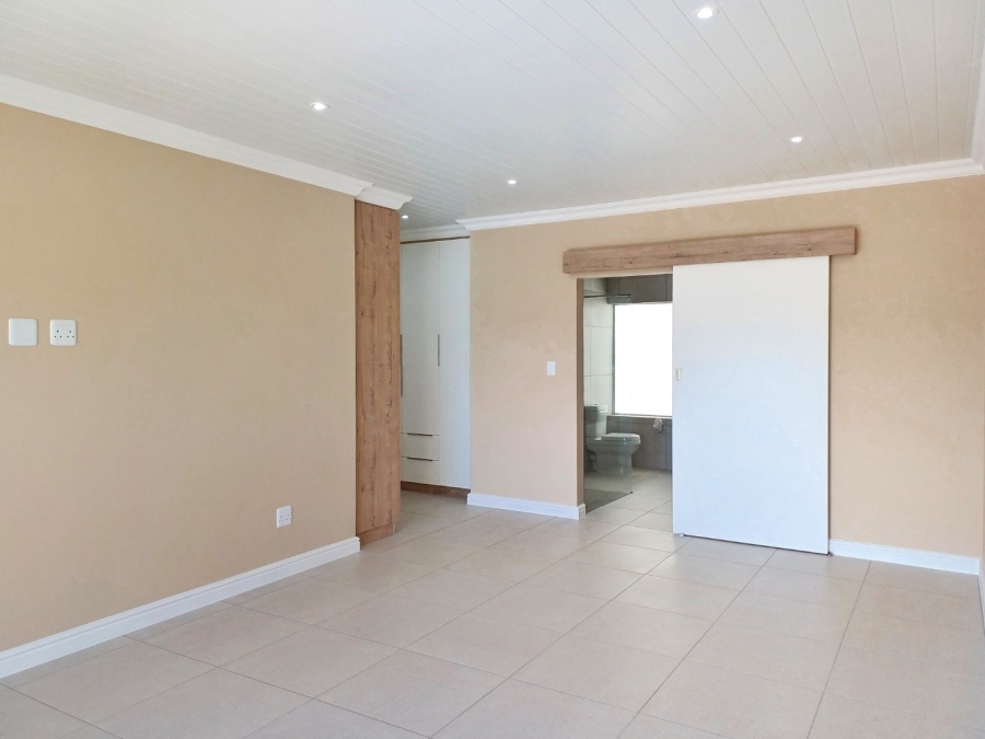 3 Bedroom Property for Sale in Reebok Western Cape